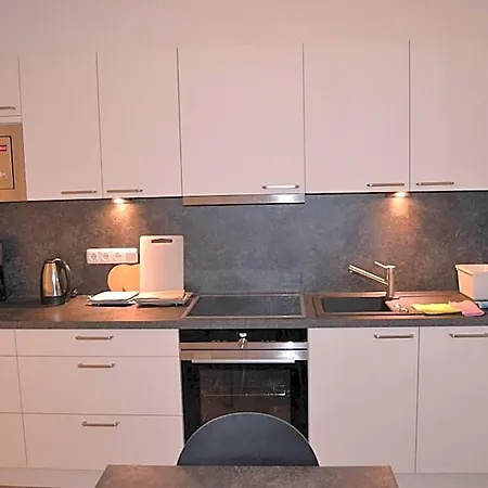 Sebastian Apartmanhotel 4*